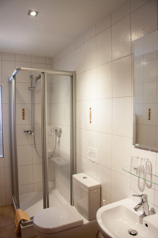Gaestehaus Alfred Und Brunhilde Frick Mehring  Buitenkant foto